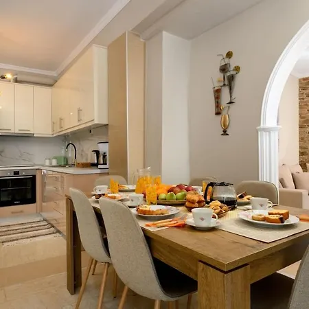 Corfu Cozy Haven - Lola's Summer Retreat Apartment *